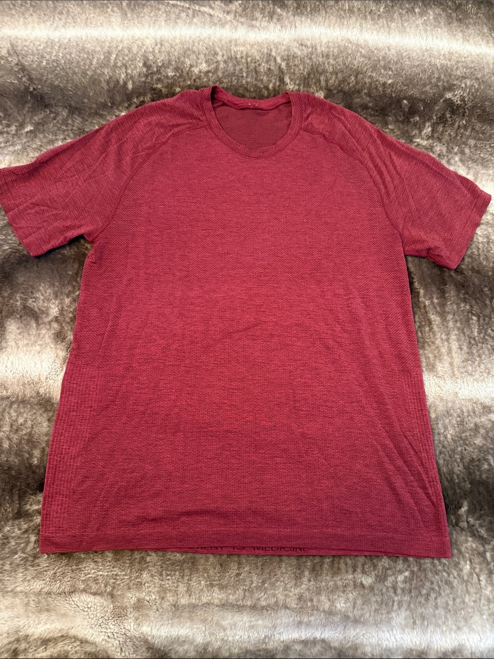 lululemon athletica Men's Short Sleeve Crew Tee in Burgundy Red